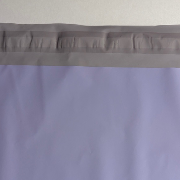 Lavender Poly Mailer size 14.5 X 18.5 (10) - Picture 2 of 2